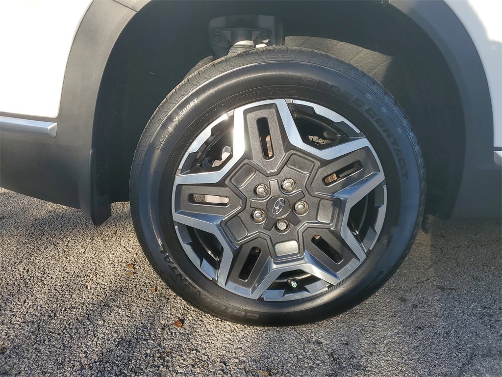 Used 2023 Hyundai Santa Fe SEL Premium image 7