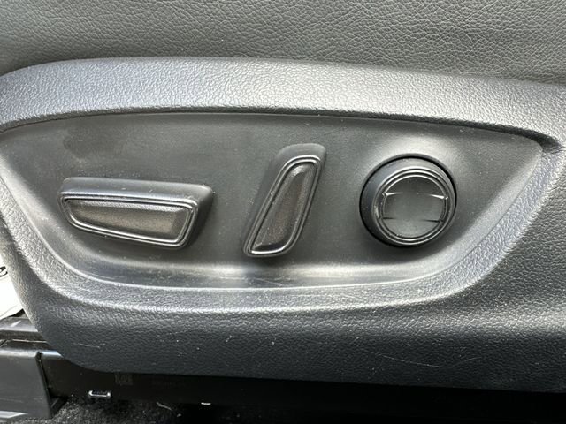 Used 2024 Toyota Camry SE image 20