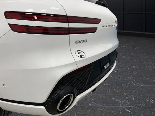 Used 2025 Genesis GV70 2.5T w/ Sport Prestige Package AWD/4WD image 35