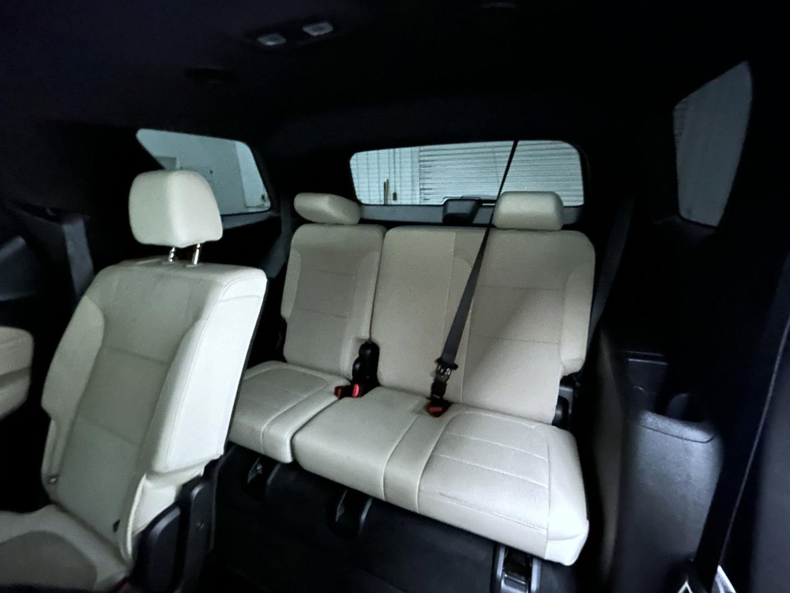 Used 2023 Chevrolet Traverse LS image 19