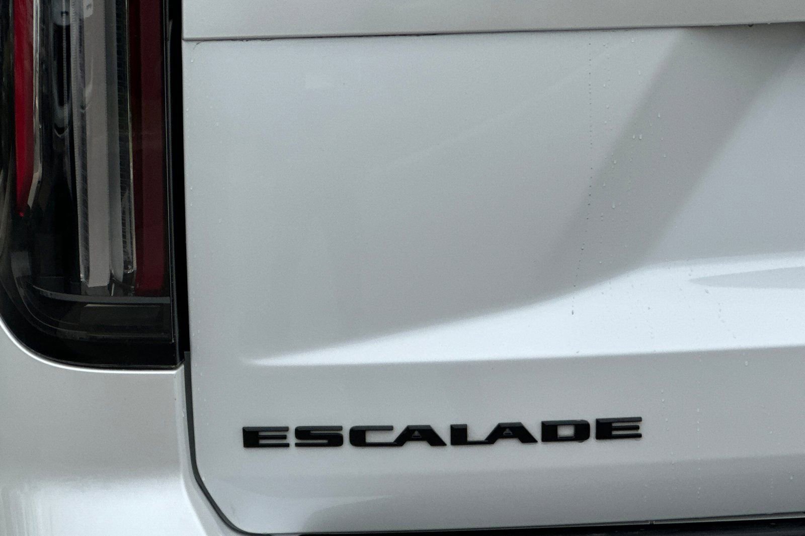 Used 2024 Cadillac Escalade Sport w/ LPO, ONYX Package AWD/4WD image 30