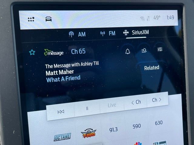 Used 2024 Ford Edge Titanium image 13