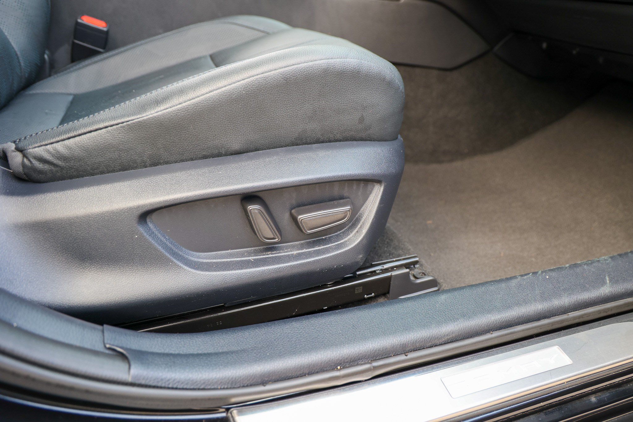 Used 2025 Toyota Camry XSE FWD image 41