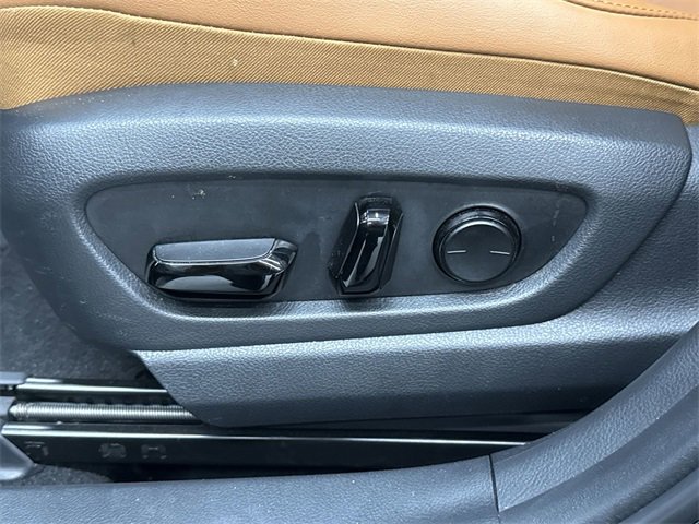 Used 2022 Lexus UX 200 image 12