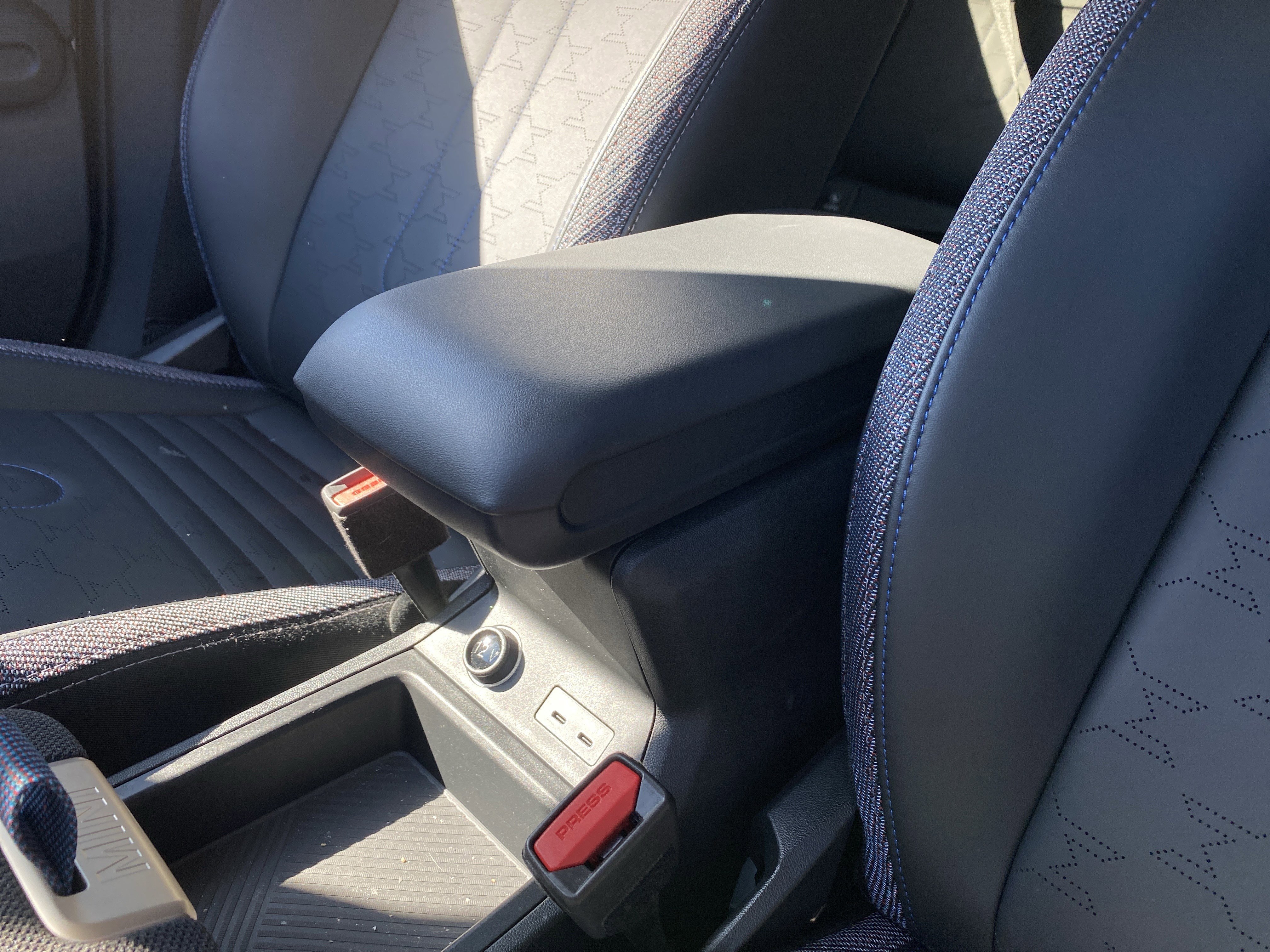 Certified 2025 MINI Cooper Countryman S image 32