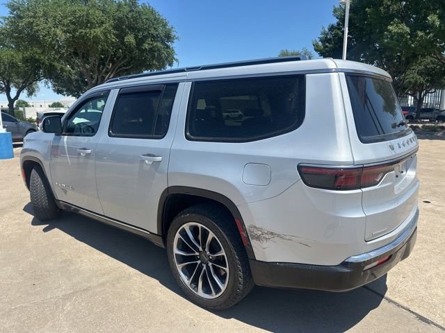 Used 2022 Jeep Wagoneer Series III w/ Premium Group I AWD/4WD image 12