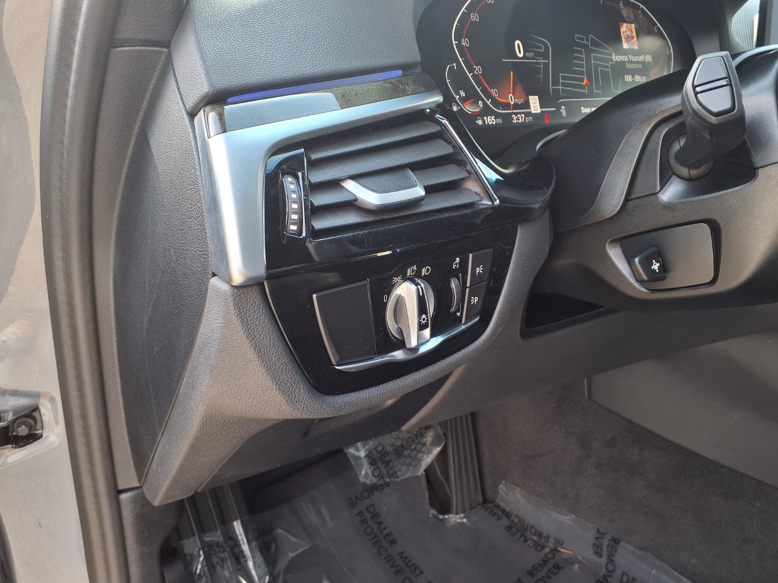 Used 2023 BMW 530i w/ Convenience Package image 13