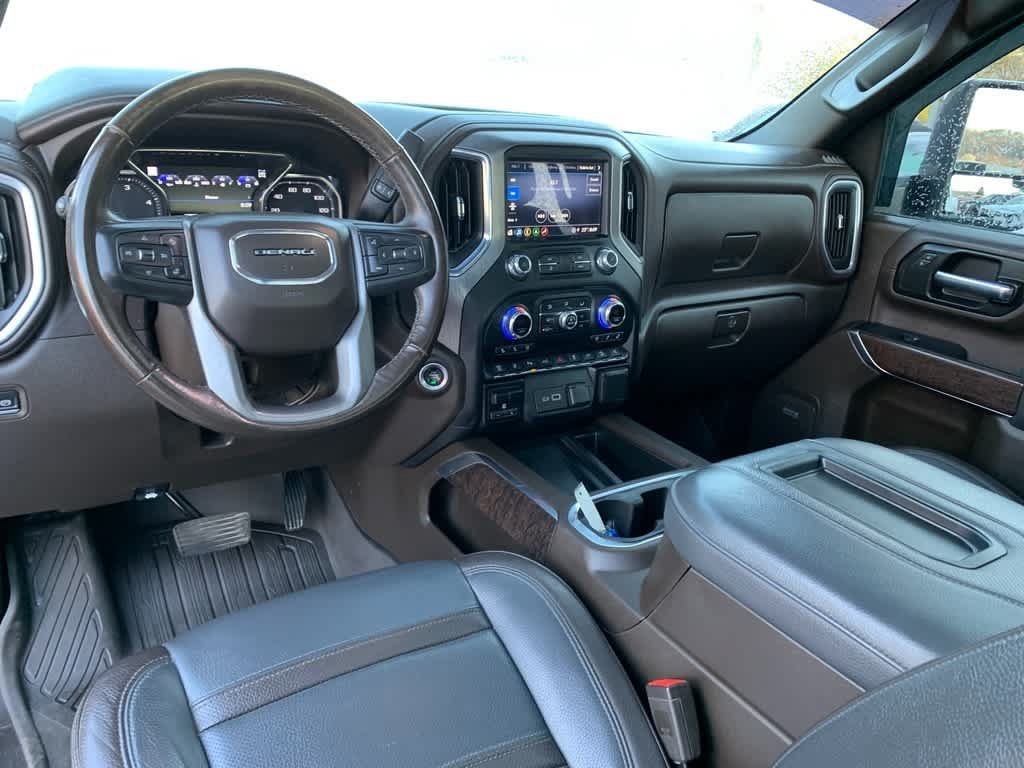 Certified 2022 GMC Sierra 2500 Denali w/ Denali Ultimate Package AWD/4WD image 15