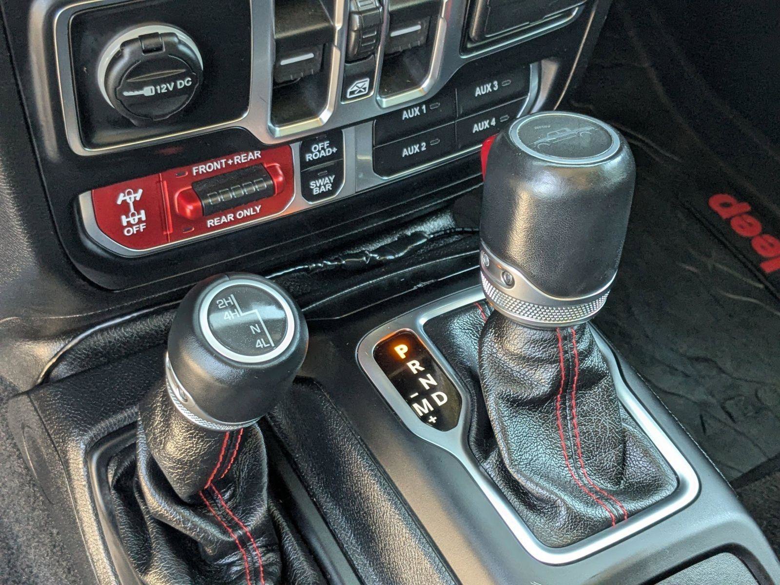 Used 2020 Jeep Gladiator Rubicon AWD/4WD image 14