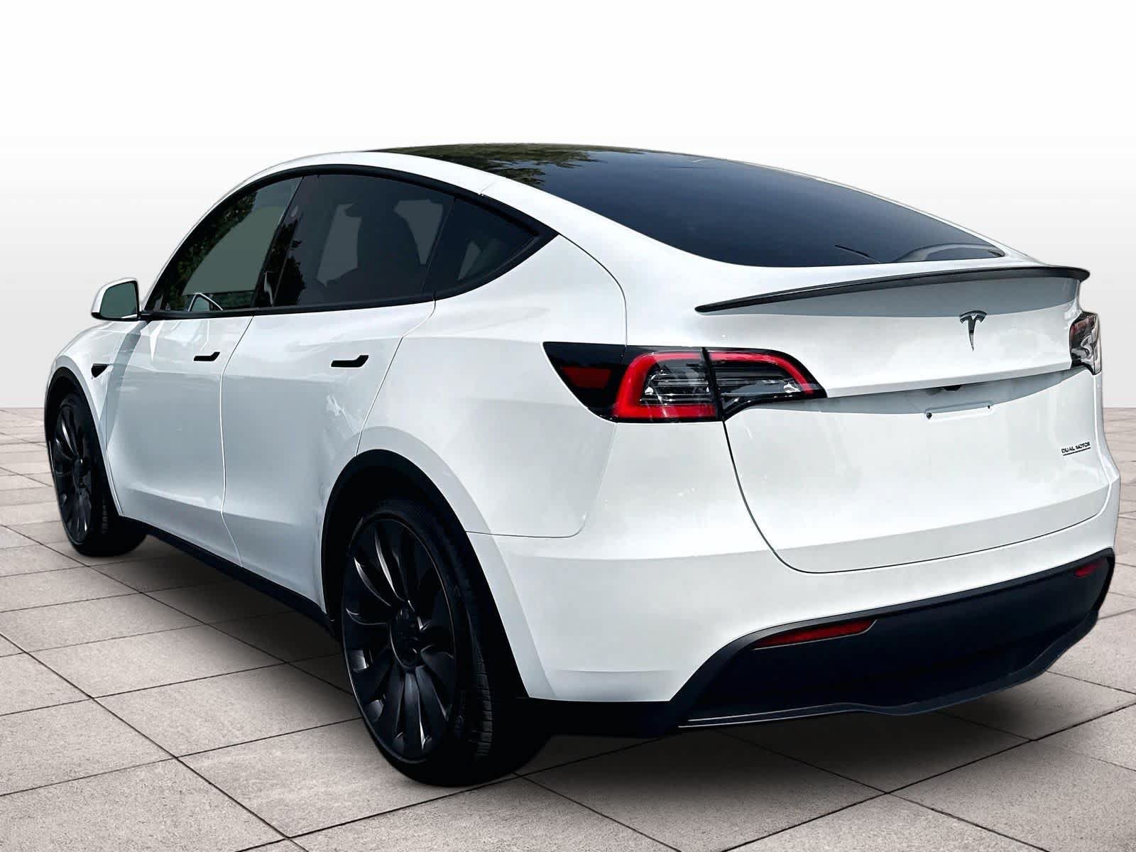 Used 2023 Tesla Model Y Performance AWD/4WD image 7