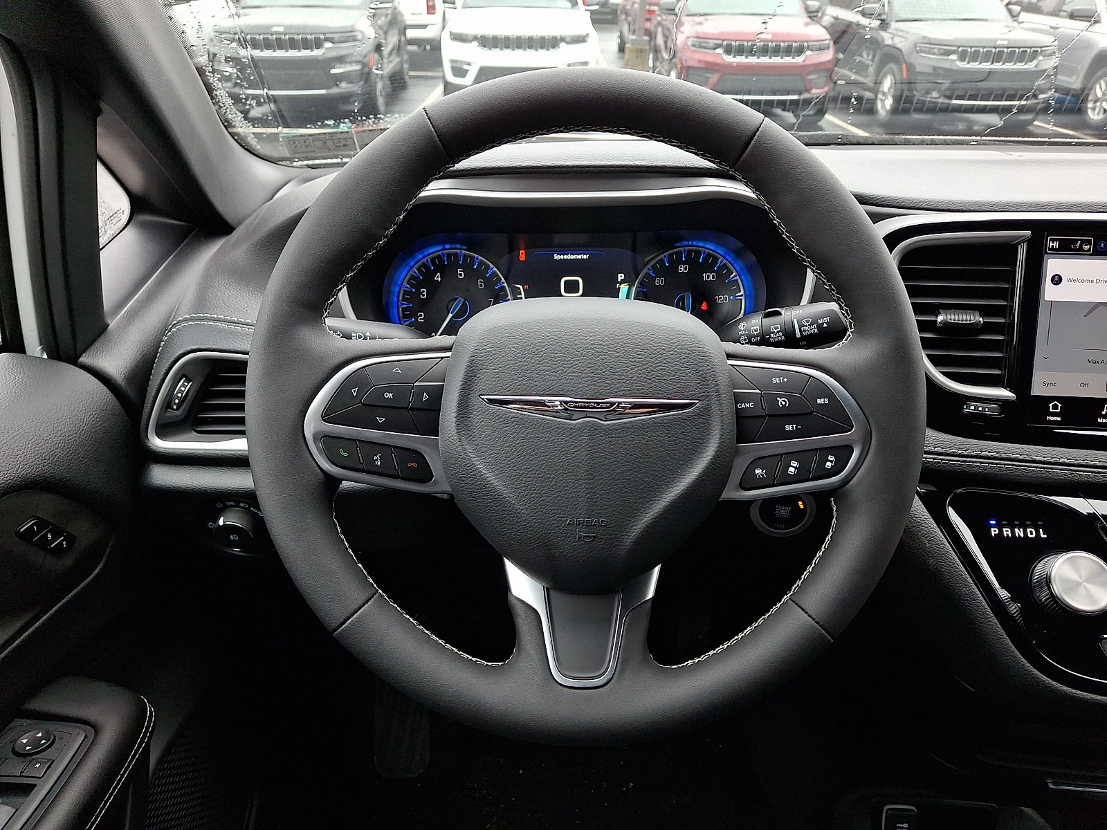 New 2026 Chrysler Pacifica Select FWD image 13