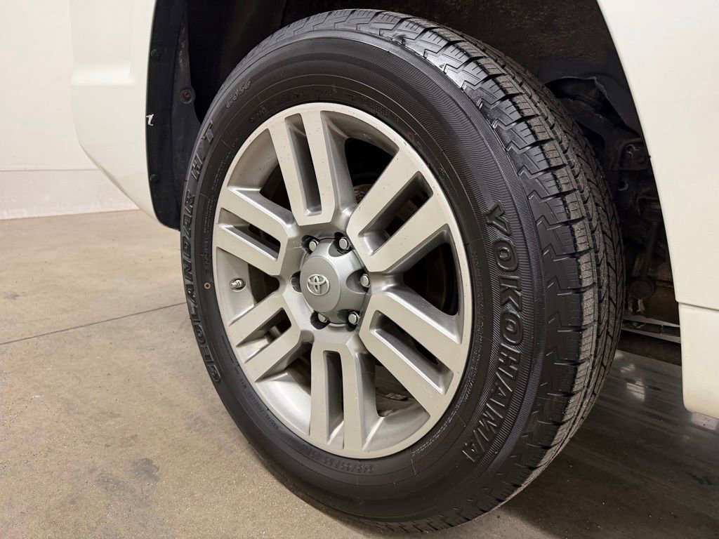 Used 2013 Toyota 4Runner Limited image 8