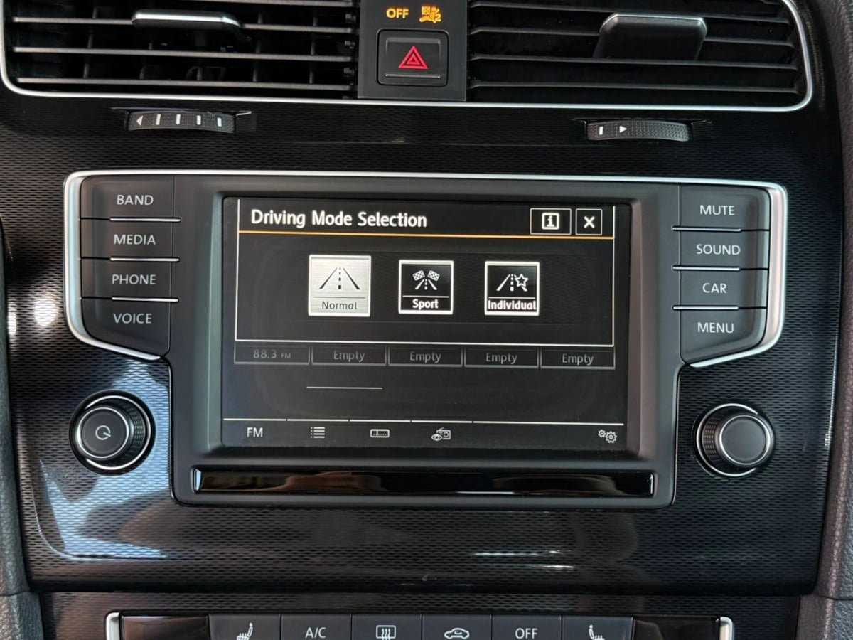 Used 2016 Volkswagen GTI SE w/ Lighting Package (SEL) FWD image 57