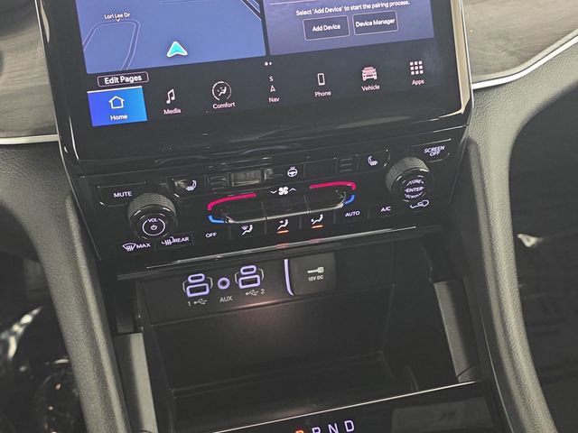 Used 2024 Jeep Grand Cherokee Limited w/ Black Appearance Package image 23