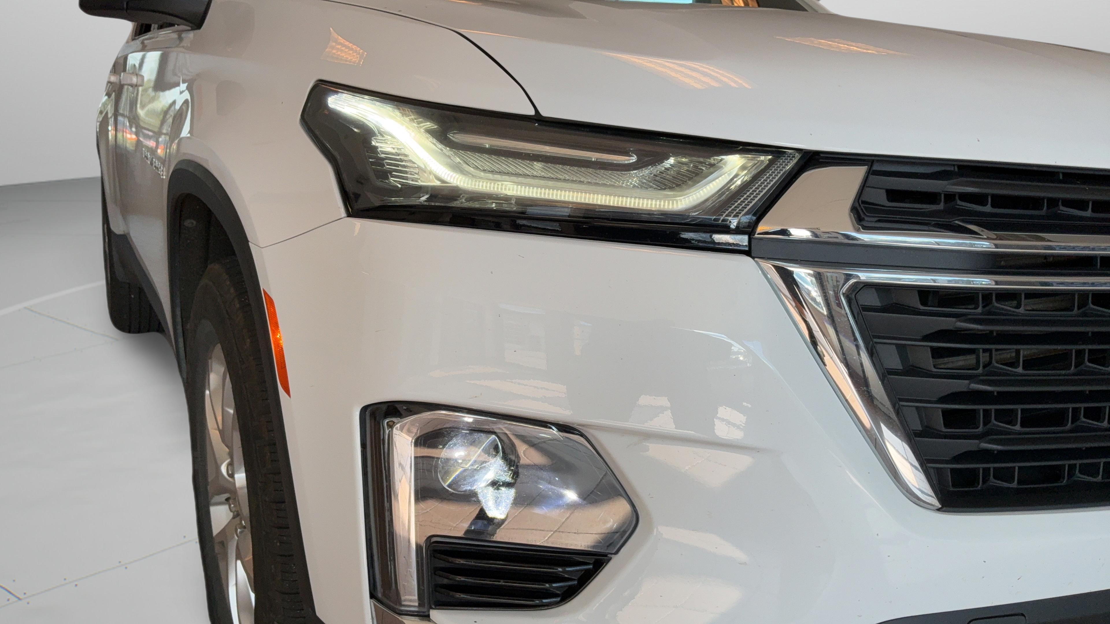Used 2022 Chevrolet Traverse LS FWD image 48