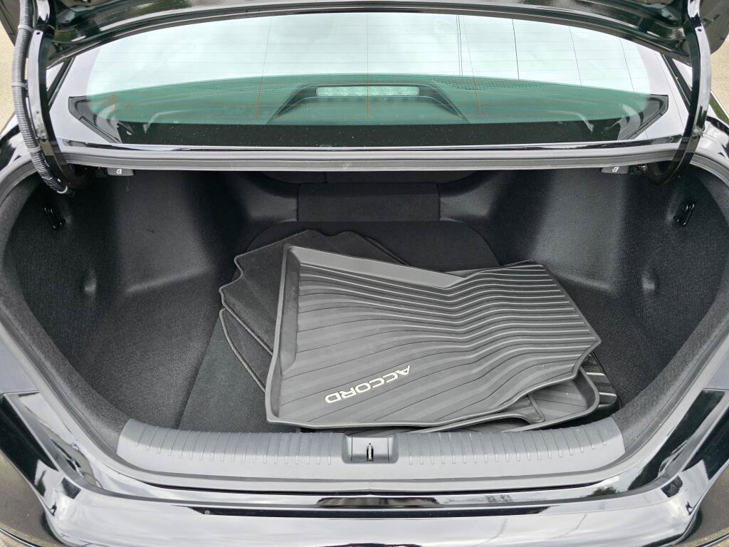Used 2024 Honda Accord Sport image 16