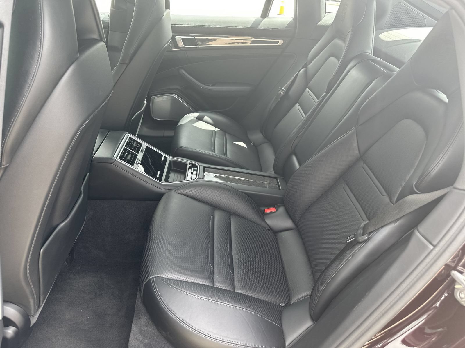 Certified 2023 Porsche Panamera 4 Platinum Edition AWD/4WD image 14