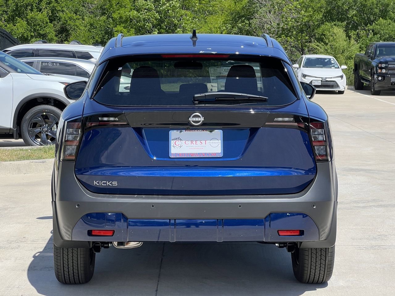 New 2026 Nissan Kicks SV FWD image 5