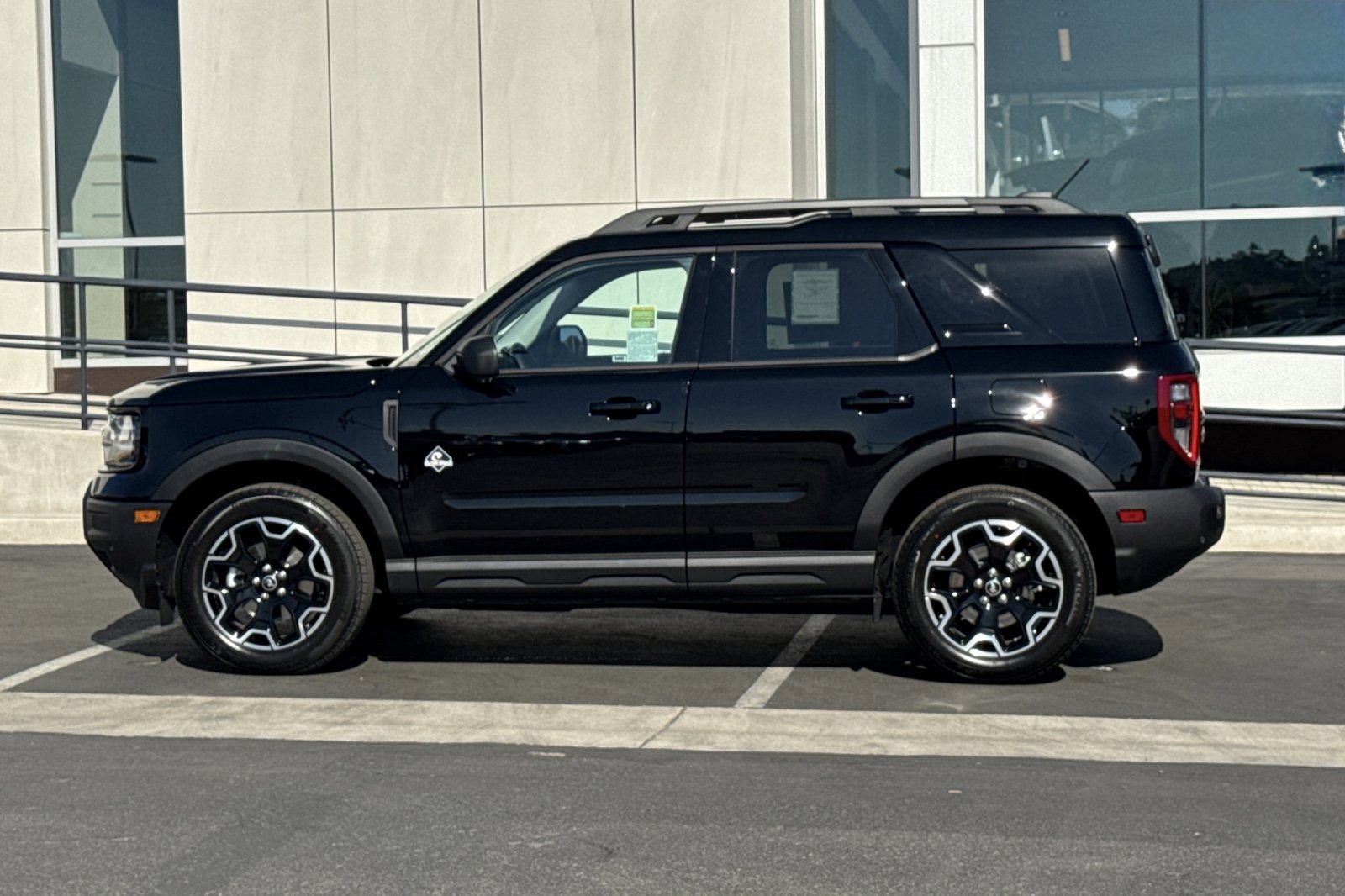 New 2025 Ford Bronco Sport Outer Banks w/ Outer Banks Tech Package+ image 6