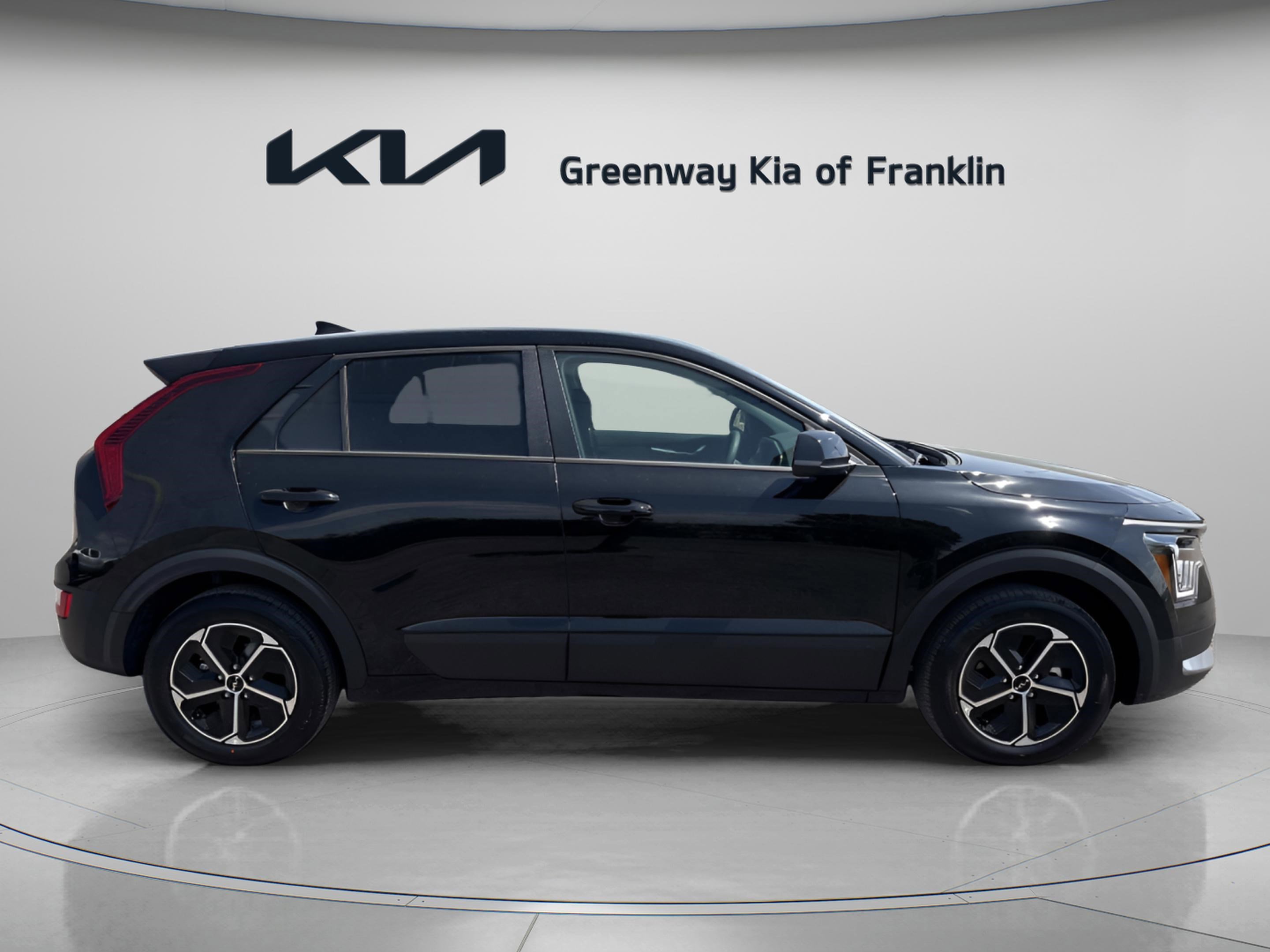 New 2026 Kia Niro LX image 8