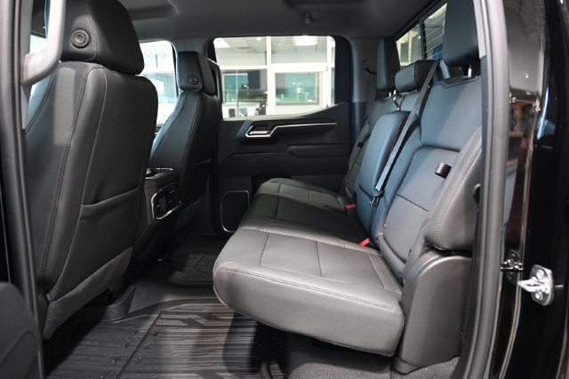 New 2026 GMC Sierra 1500 SLT w/ SLT Premium Plus Package AWD/4WD image 14