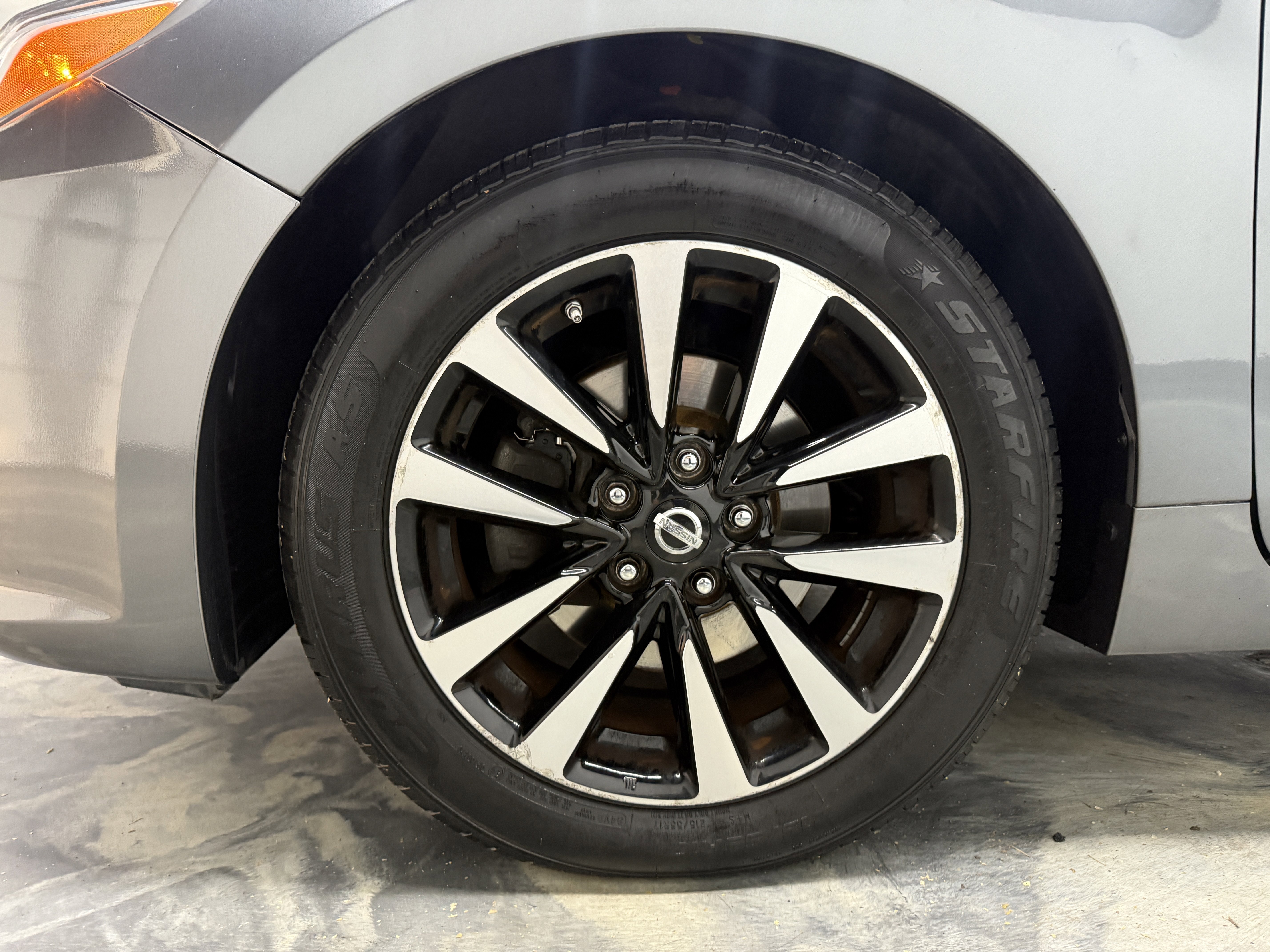 Used 2018 Nissan Altima 2.5 SV image 25