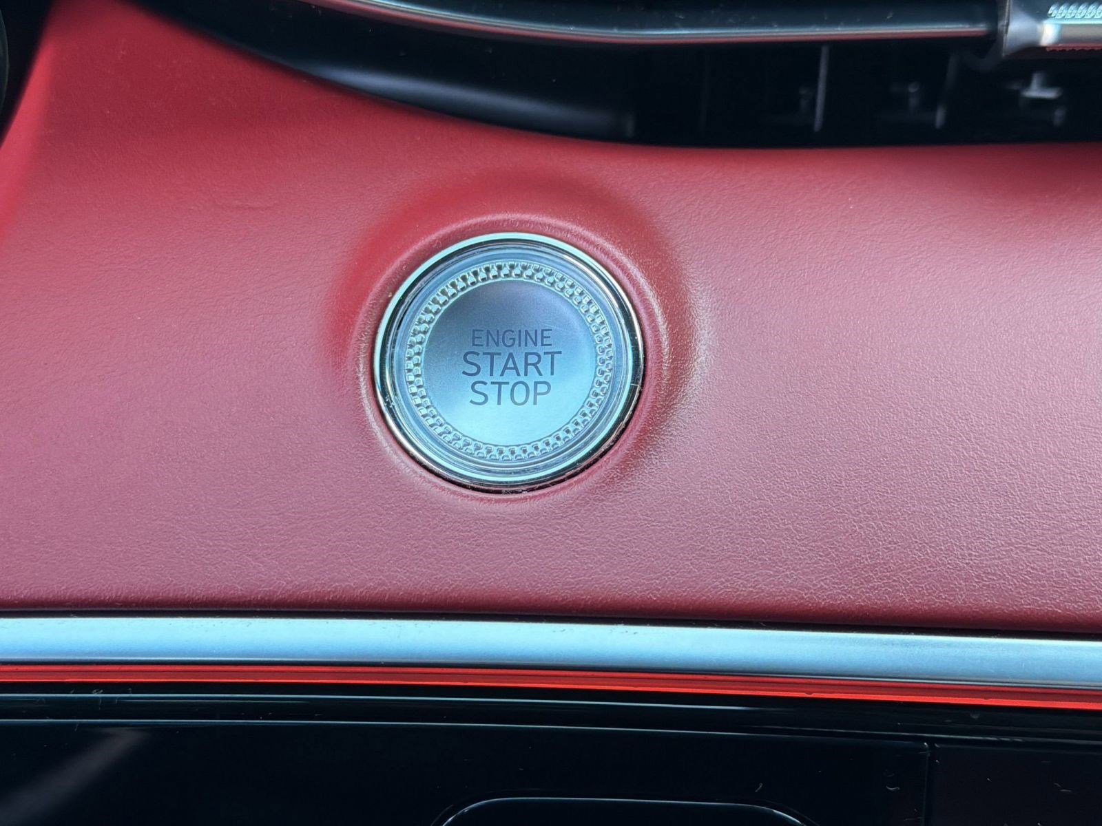 Used 2022 Genesis GV70 3.5T Sport w/ Sport Prestige Package image 28