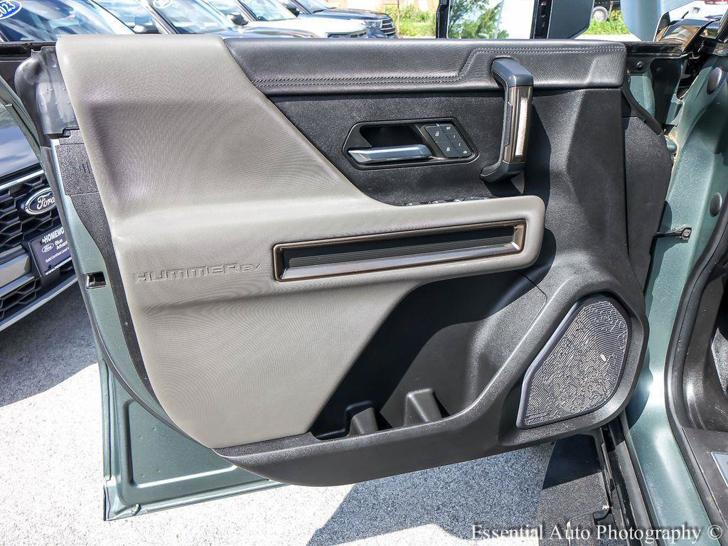 Used 2024 GMC Hummer EV 3X AWD/4WD image 22