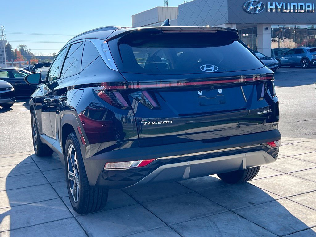 Certified 2024 Hyundai Tucson Limited AWD/4WD image 9