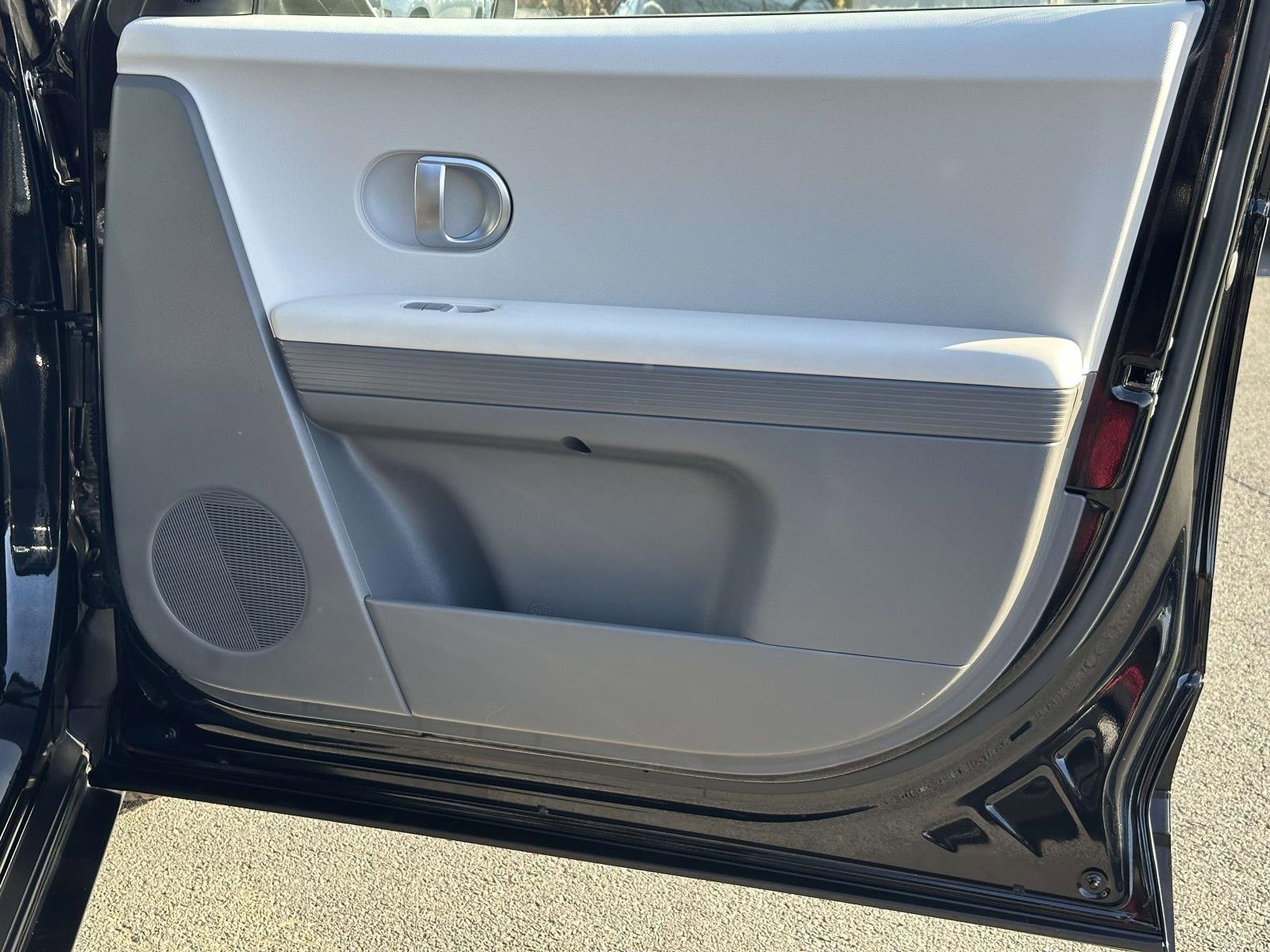 Used 2022 Hyundai Ioniq 5 SE image 27