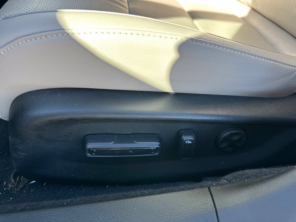 Used 2022 Honda Accord EX-L image 17