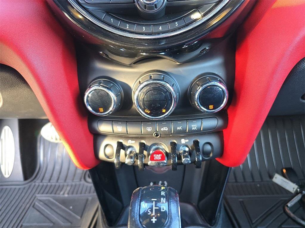 Used 2017 MINI Cooper 2-Door Hardtop image 20