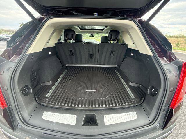 Used 2017 Cadillac XT5 Luxury w/ Driver Awareness Package AWD/4WD image 20