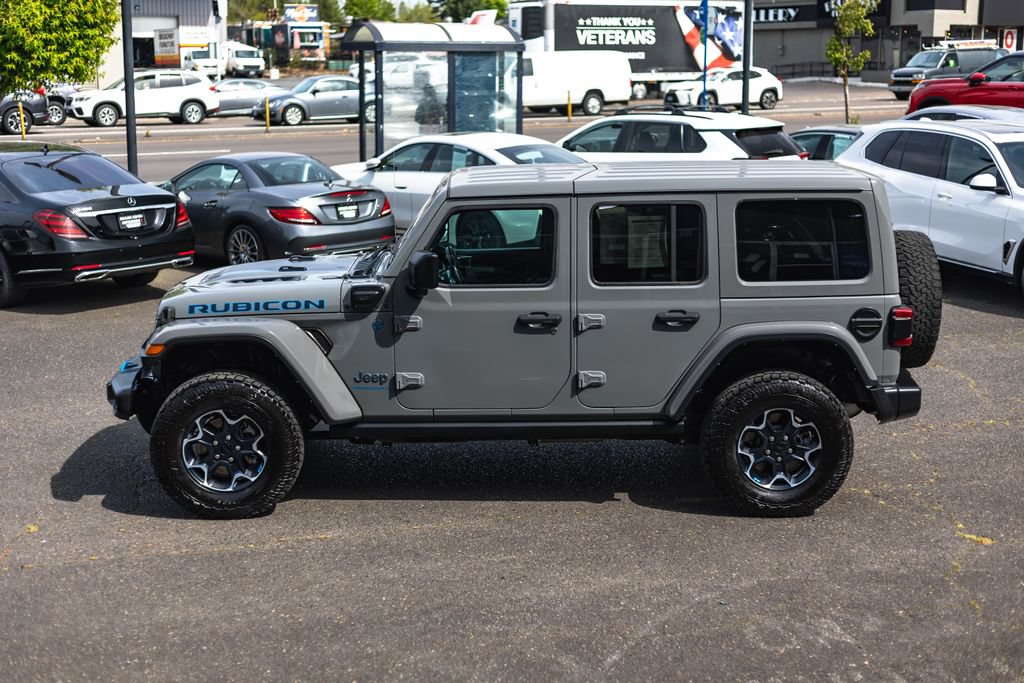 Used 2023 Jeep Wrangler Unlimited Rubicon 4xe w/ Cold Weather Group AWD/4WD image 10