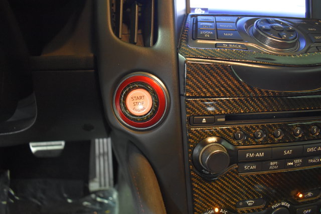 Used 2019 Nissan 370Z NISMO RWD image 18