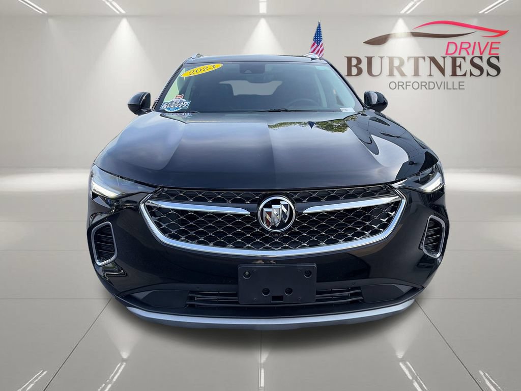 Certified 2023 Buick Envision Avenir AWD/4WD image 3