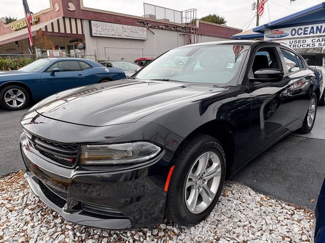 Used 2022 Dodge Charger SXT RWD image 12