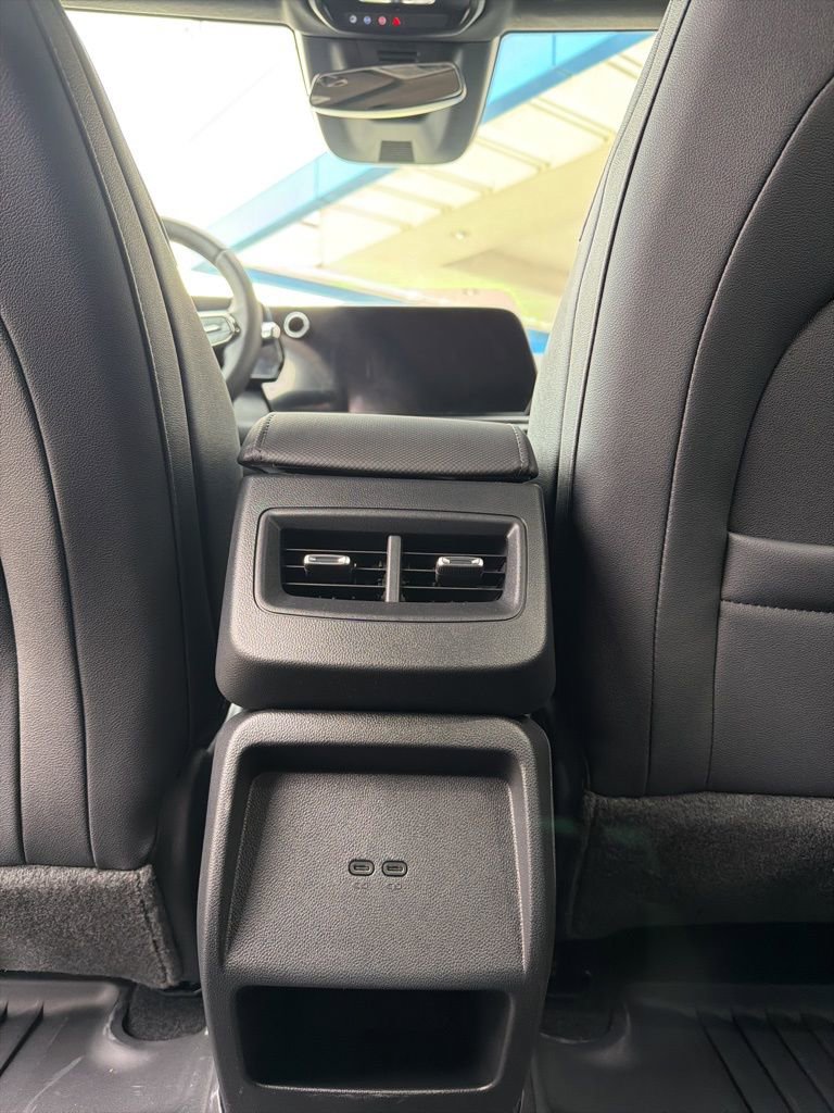 New 2026 Chevrolet Equinox EV RS image 25