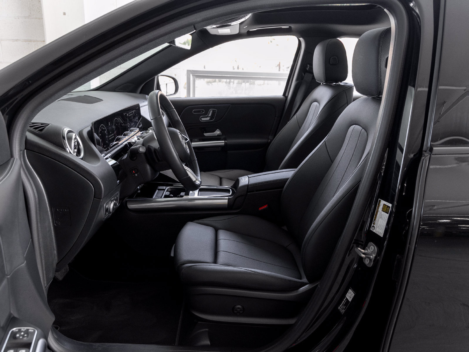 Certified 2026 Mercedes-Benz GLA 250 4MATIC image 11