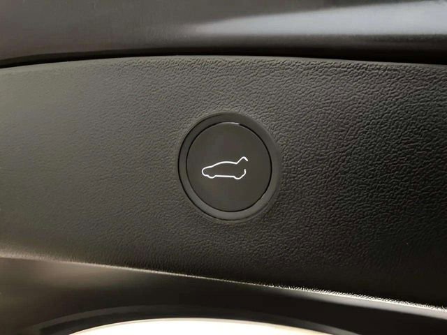 Used 2023 Tesla Model 3 Standard Range image 24