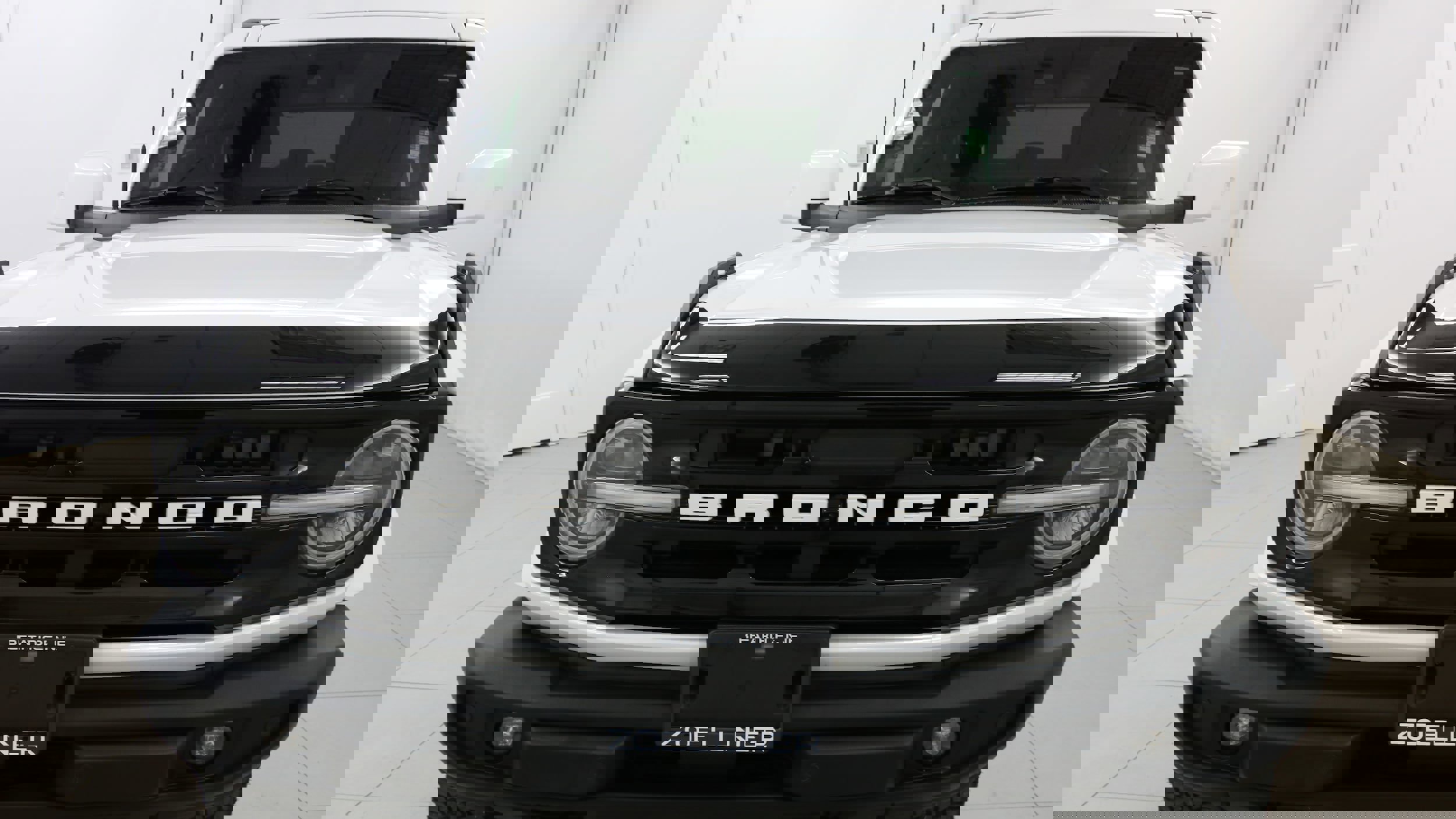 Used 2023 Ford Bronco Outer Banks image 11