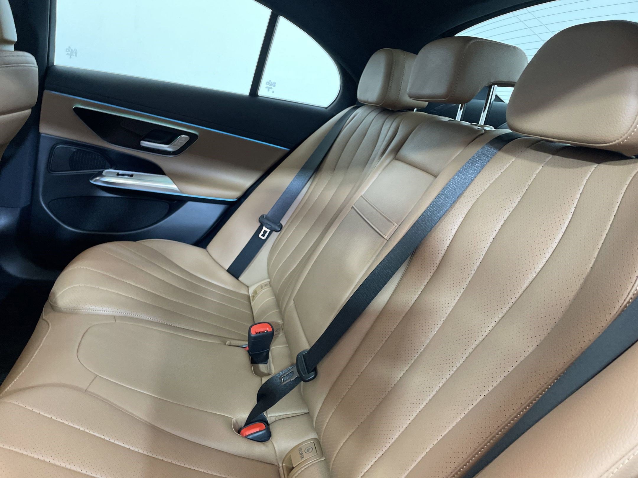 Certified 2025 Mercedes-Benz E 350 Sedan image 30