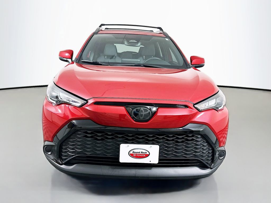 Used 2024 Toyota Corolla Cross SE image 2