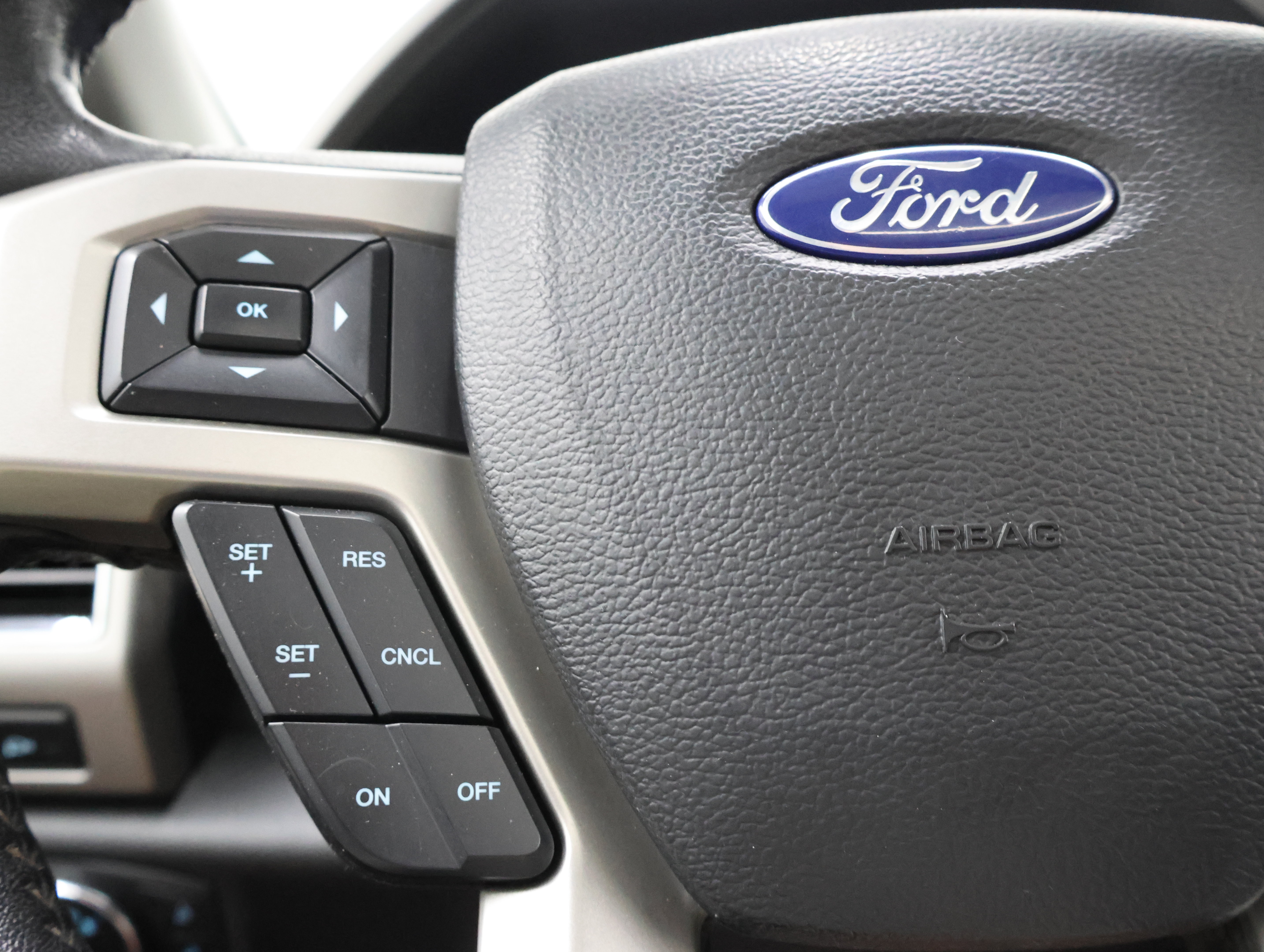 Used 2021 Ford F250 Lariat AWD/4WD image 16