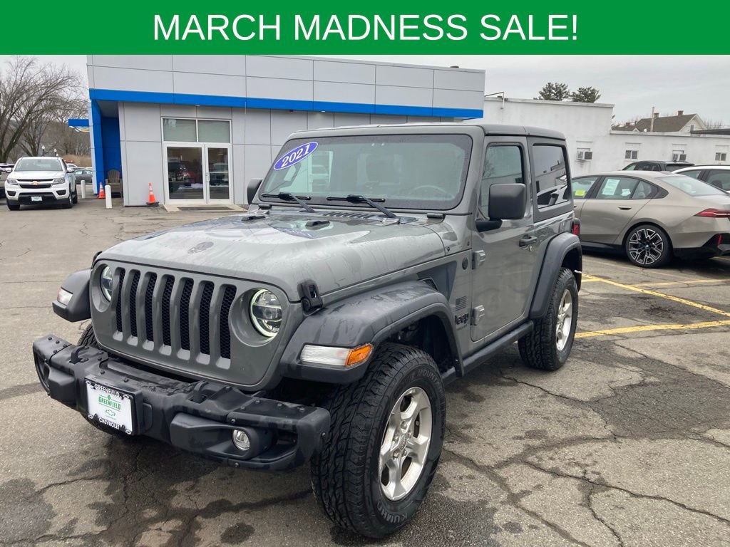 Used 2021 Jeep Wrangler Sport image 3