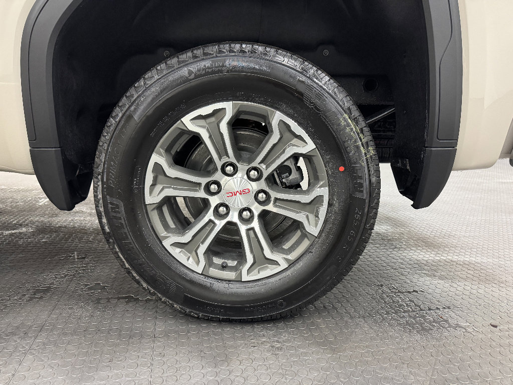 New 2026 GMC Sierra 1500 SLE w/ Preferred Package image 10