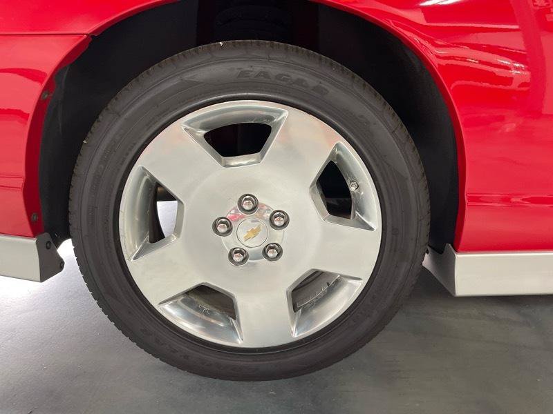 Used 2006 Chevrolet Monte Carlo SS w/ Convenience Package FWD image 20