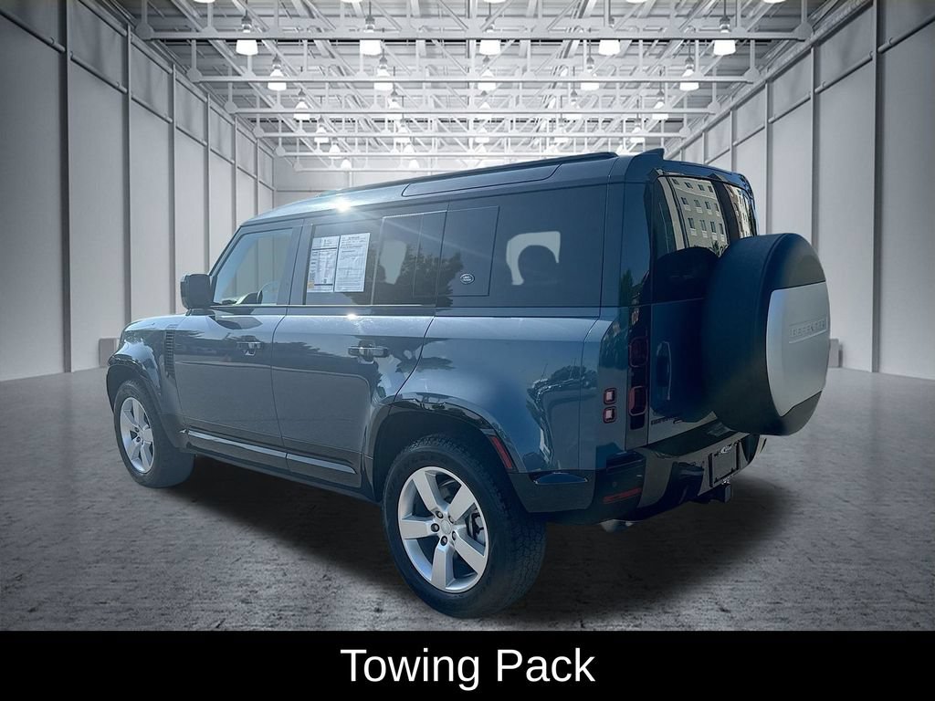 Used 2023 Land Rover Defender 110 X-Dynamic SE AWD/4WD image 5