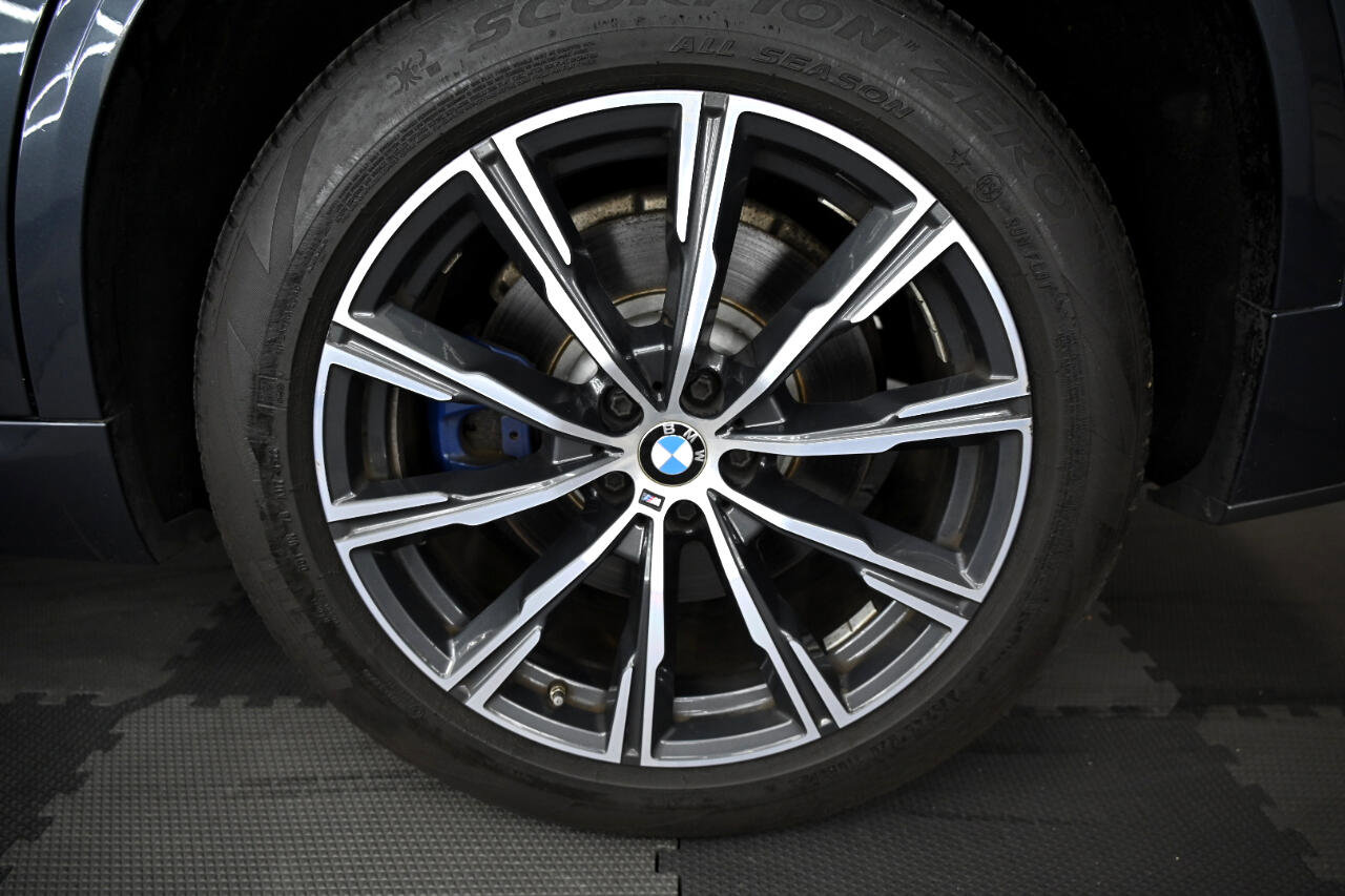 Used 2020 BMW X5 M50i w/ Premium Package image 49