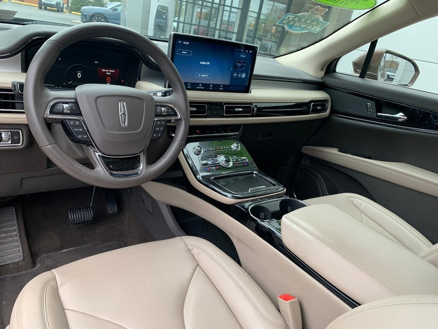 Certified 2022 Lincoln Nautilus AWD image 20